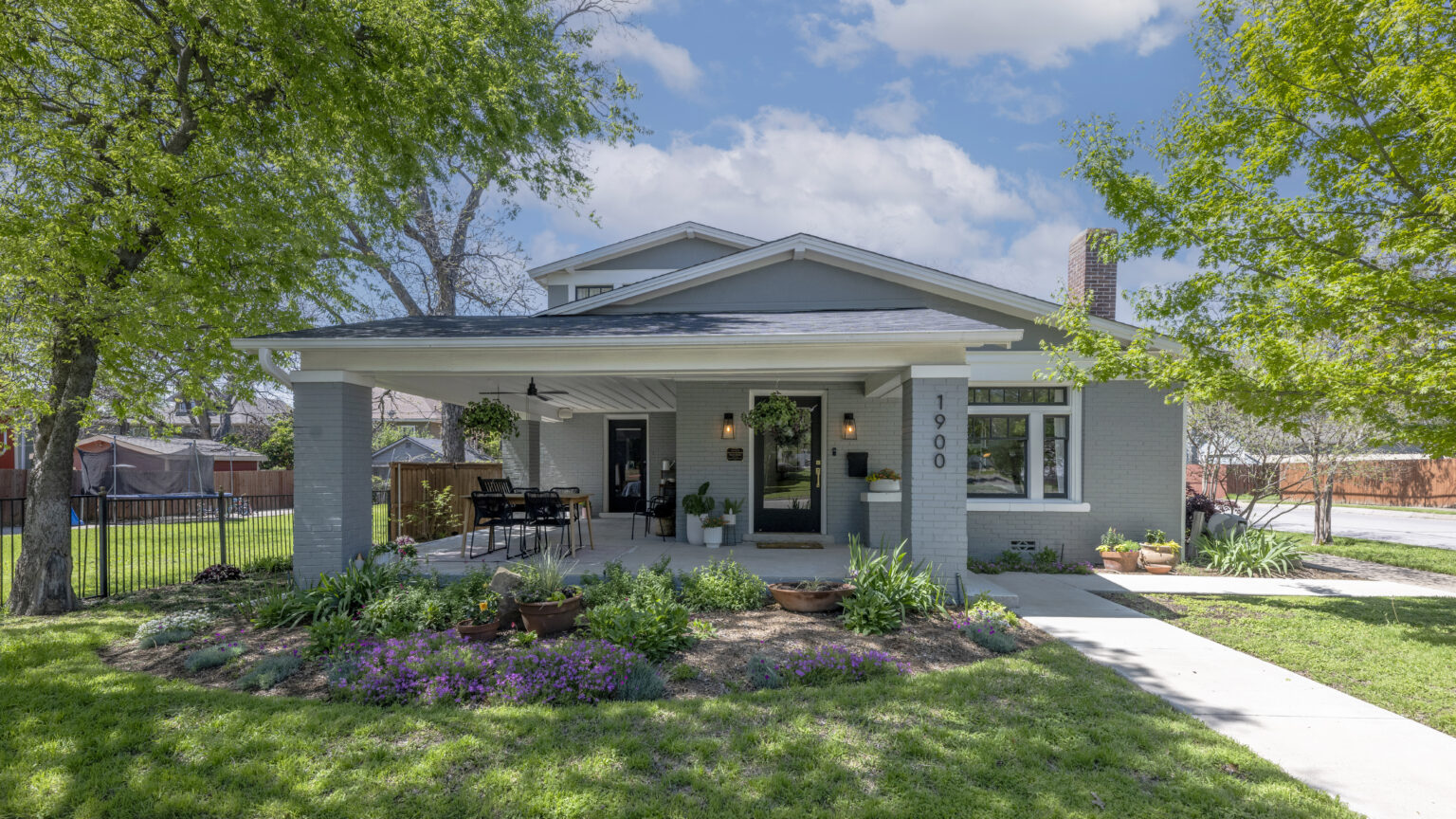 42nd annual Fairmount Tour of Historic Homes Six homes, two businesses